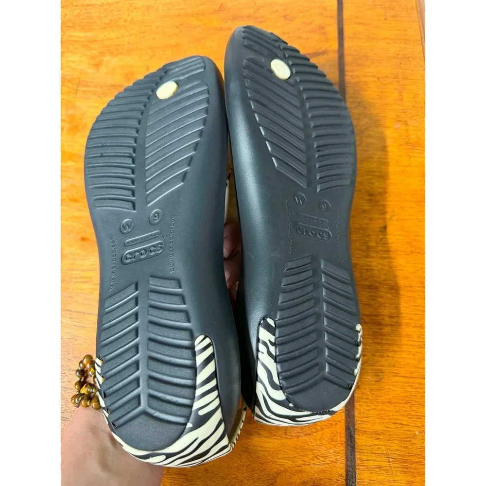 Crocs Sexy Flip Sandals Womens 9 Zebra Print Black White T-Strap Flat Summer